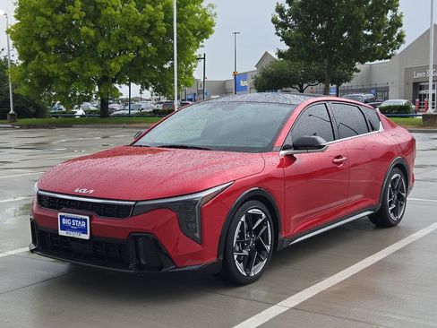 Used 2025 Kia K4 GT-Line w/ GT-Line Sunroof Package FWD image 9
