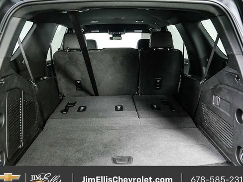 Certified 2025 Chevrolet Tahoe LT image 33