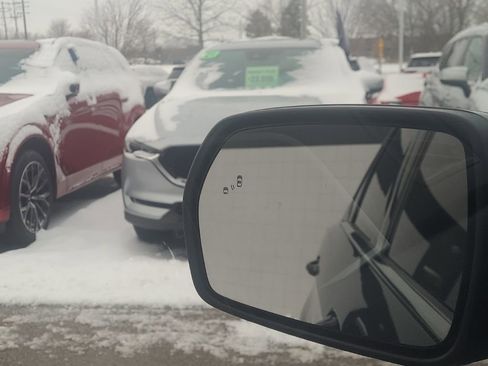 Used 2024 Ford Edge SEL w/ Convenience Package image 24