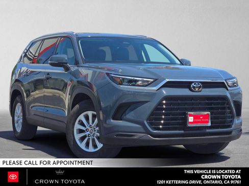 Certified 2026 Toyota Grand Highlander FWD image 1