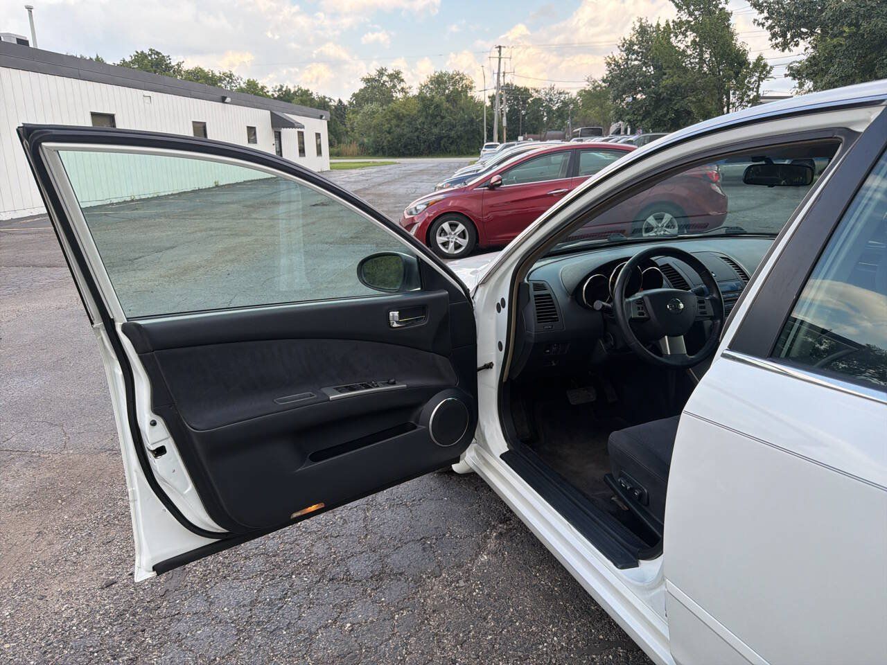 Used 2005 Nissan Altima 2.5 S w/ (F01) Convenience Pkg FWD image 18