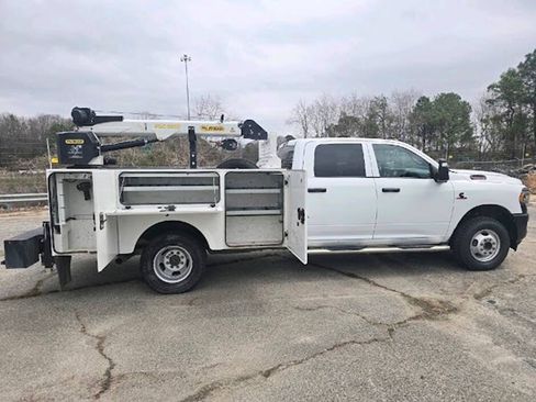 Used 2024 RAM 3500 Tradesman AWD/4WD image 5