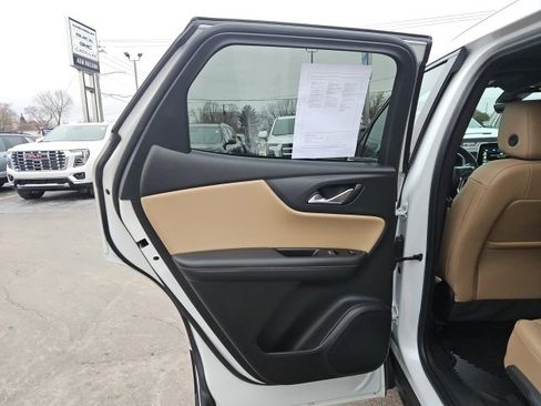 Used 2023 Chevrolet Blazer Premier image 22