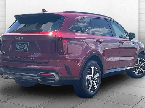 Used 2022 Kia Sorento S FWD image 13