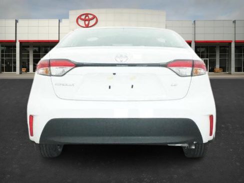New 2026 Toyota Corolla LE image 17