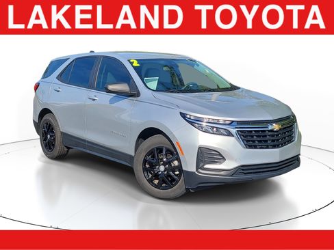Used 2022 Chevrolet Equinox LS FWD image 1