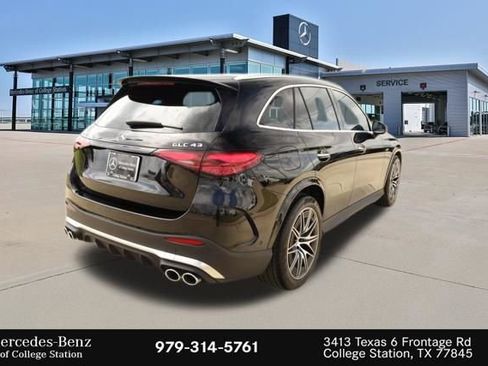 Certified 2025 Mercedes-Benz GLC 43 AMG 4MATIC image 5