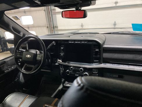 Used 2023 Ford F350 Platinum image 12