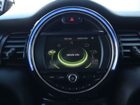 Used 2017 MINI Cooper 2-Door Hardtop image 20