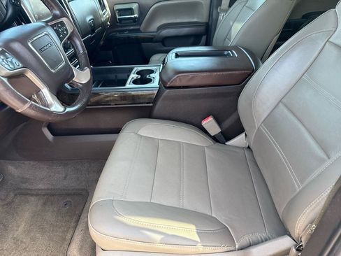 Used 2015 GMC Sierra 1500 Denali w/ Driver Alert Package AWD/4WD image 10