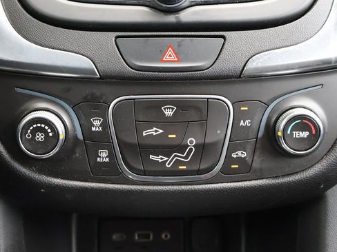 Certified 2019 Chevrolet Equinox LT FWD image 19
