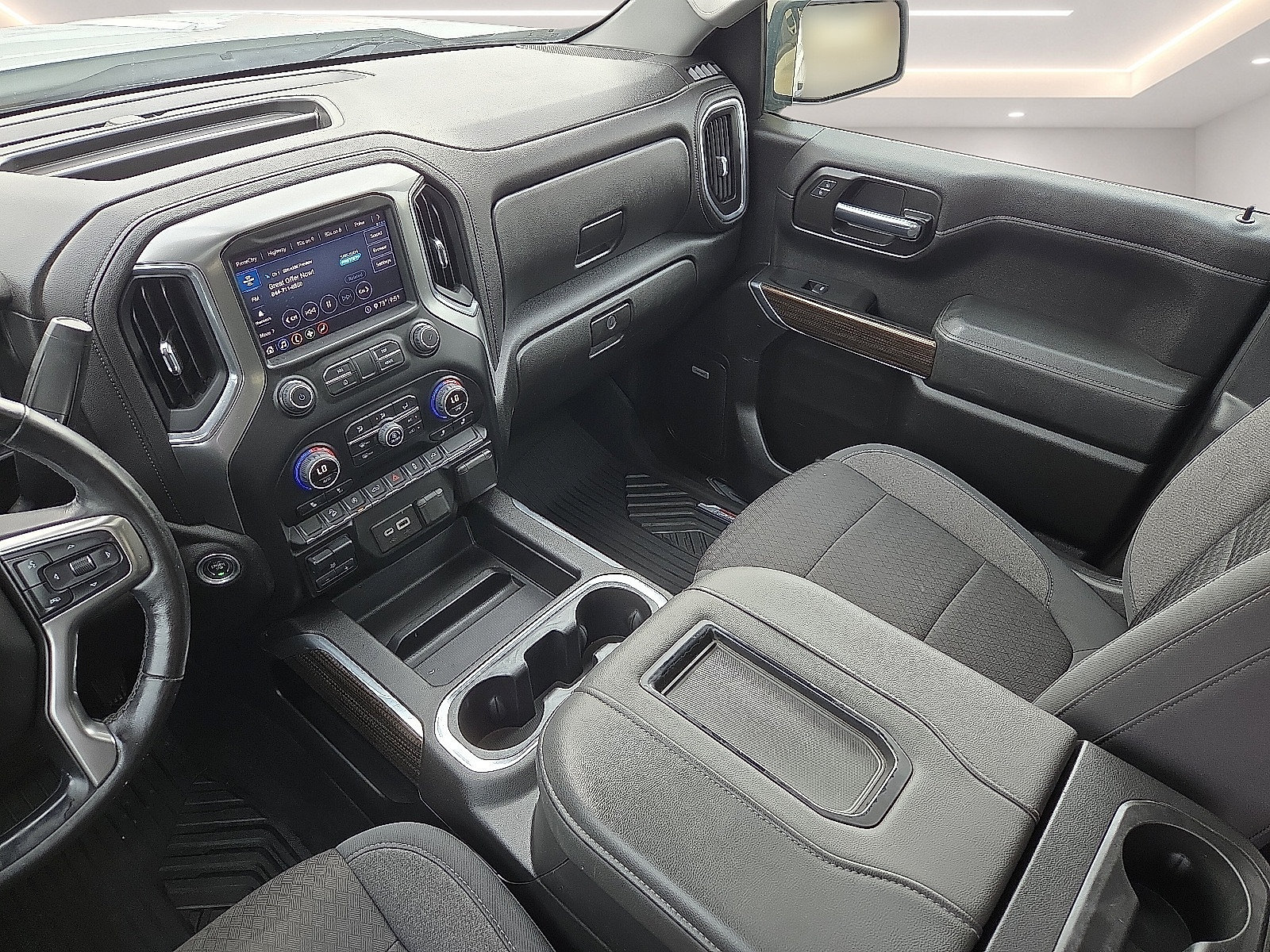 Certified 2020 Chevrolet Silverado 1500 LT Trail Boss AWD/4WD image 19