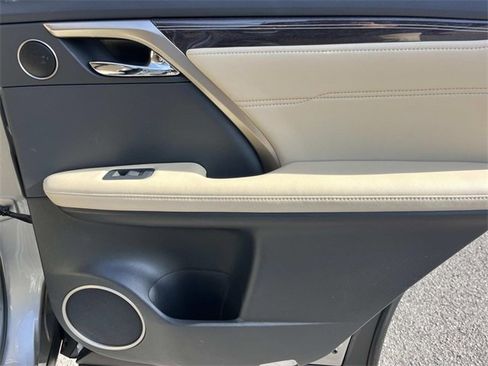 Used 2021 Lexus RX 350L Luxury image 25