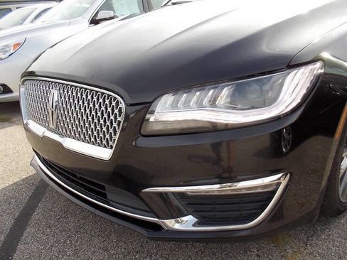 Used 2020 Lincoln MKZ image 18