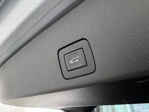 Used 2023 Buick Encore GX Select AWD/4WD image 40