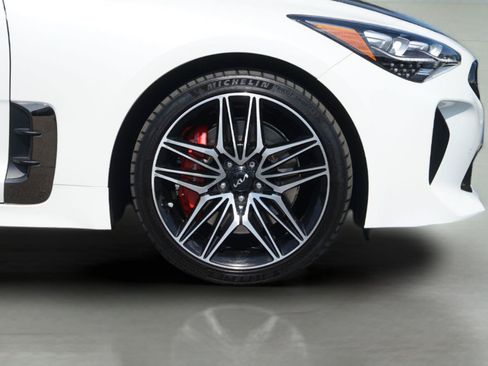 Used 2022 Kia Stinger GT2 w/ Red Interior Color Package RWD image 4