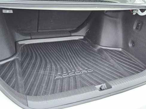 Certified 2025 Honda Accord EX-L image 19