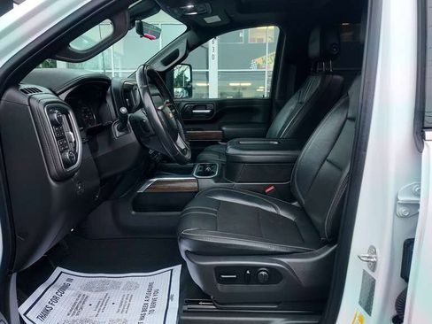 Used 2020 Chevrolet Silverado 2500 High Country w/ Z71 Off-Road Package image 18