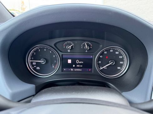 Used 2022 Buick Enclave Essence w/ Sport Touring Edition AWD/4WD image 10