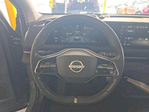 Used 2024 Nissan Ariya FWD image 9