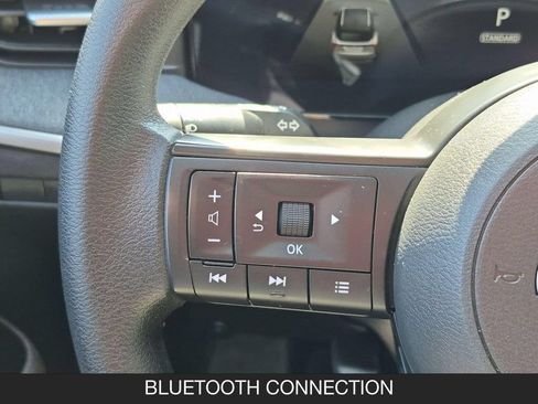 Used 2026 Nissan Kicks SV FWD image 17