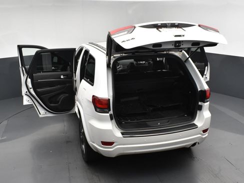 Used 2021 Jeep Grand Cherokee Limited w/ Quick Order Package 28K 80th AWD/4WD image 28