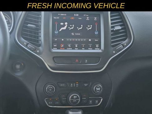 Used 2022 Jeep Cherokee Trailhawk w/ Sound & Nav Group AWD/4WD image 16