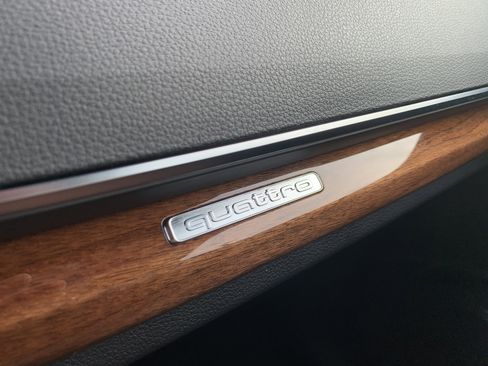 Used 2022 Audi Q5 2.0T Premium Plus w/ Premium Plus Package image 31