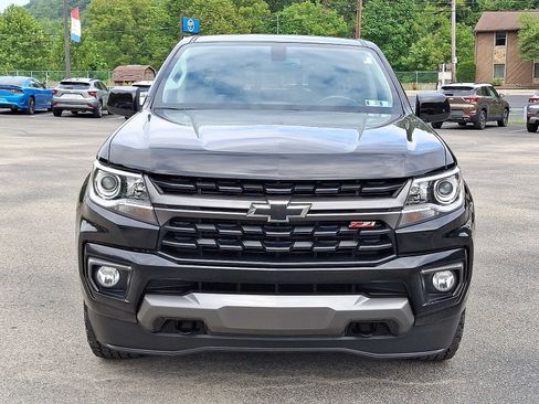 Used 2022 Chevrolet Colorado Z71 AWD/4WD image 2