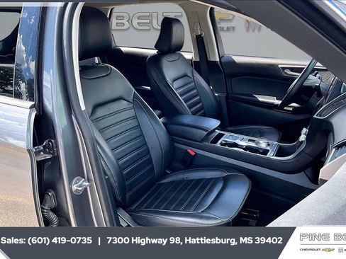 Used 2024 Ford Edge SEL AWD/4WD image 6