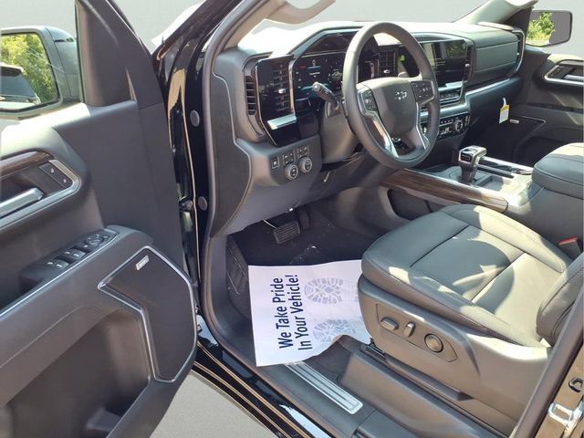 New 2026 Chevrolet Silverado 1500 RST w/ RST All Star Premium Package AWD/4WD image 9