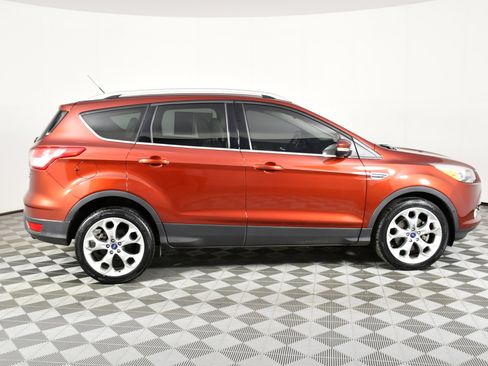Used 2014 Ford Escape Titanium w/ Equipment Group 401A image 5