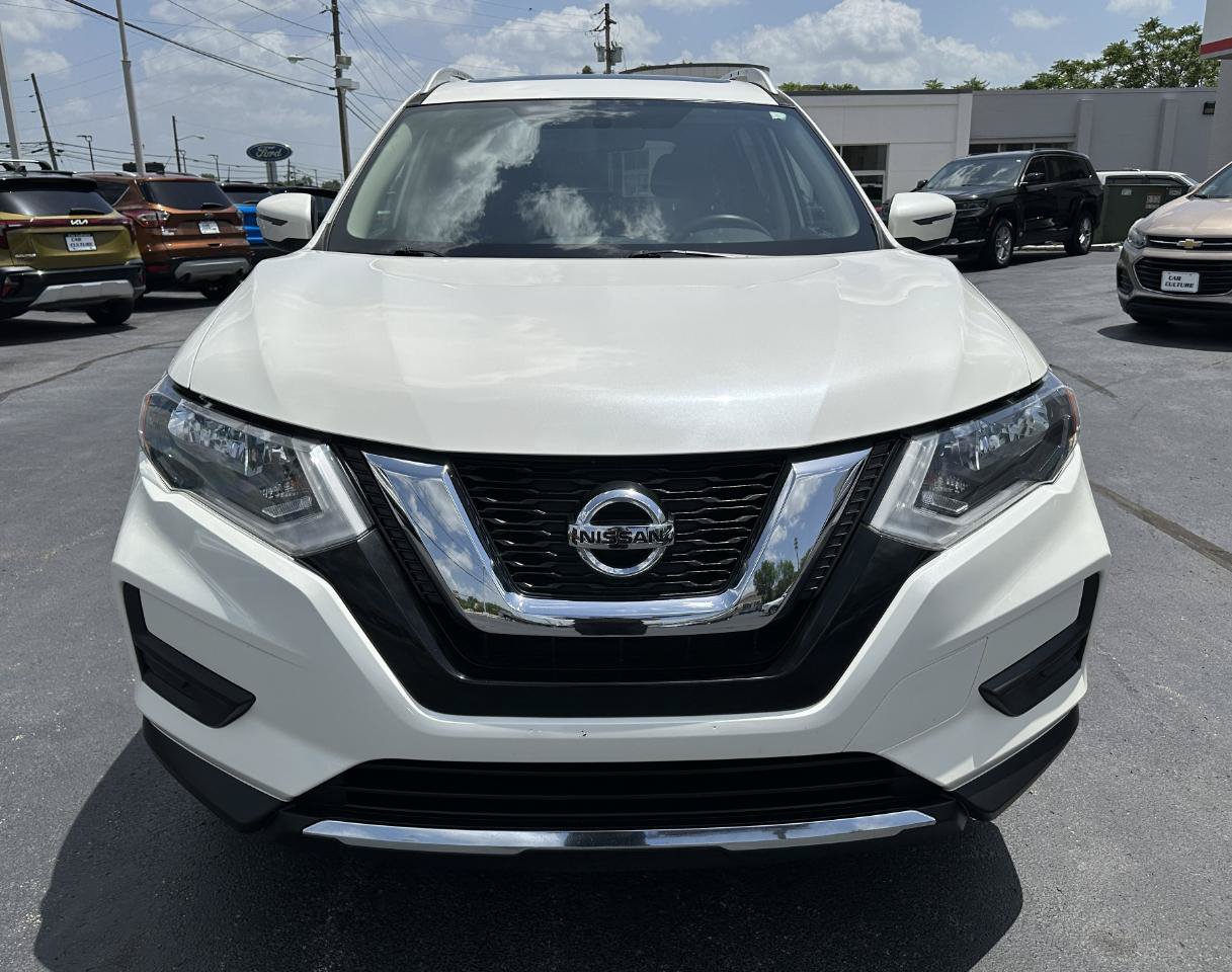 Used 2017 Nissan Rogue SV AWD/4WD image 7