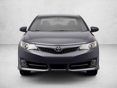 Used 2013 Toyota Camry SE image 12