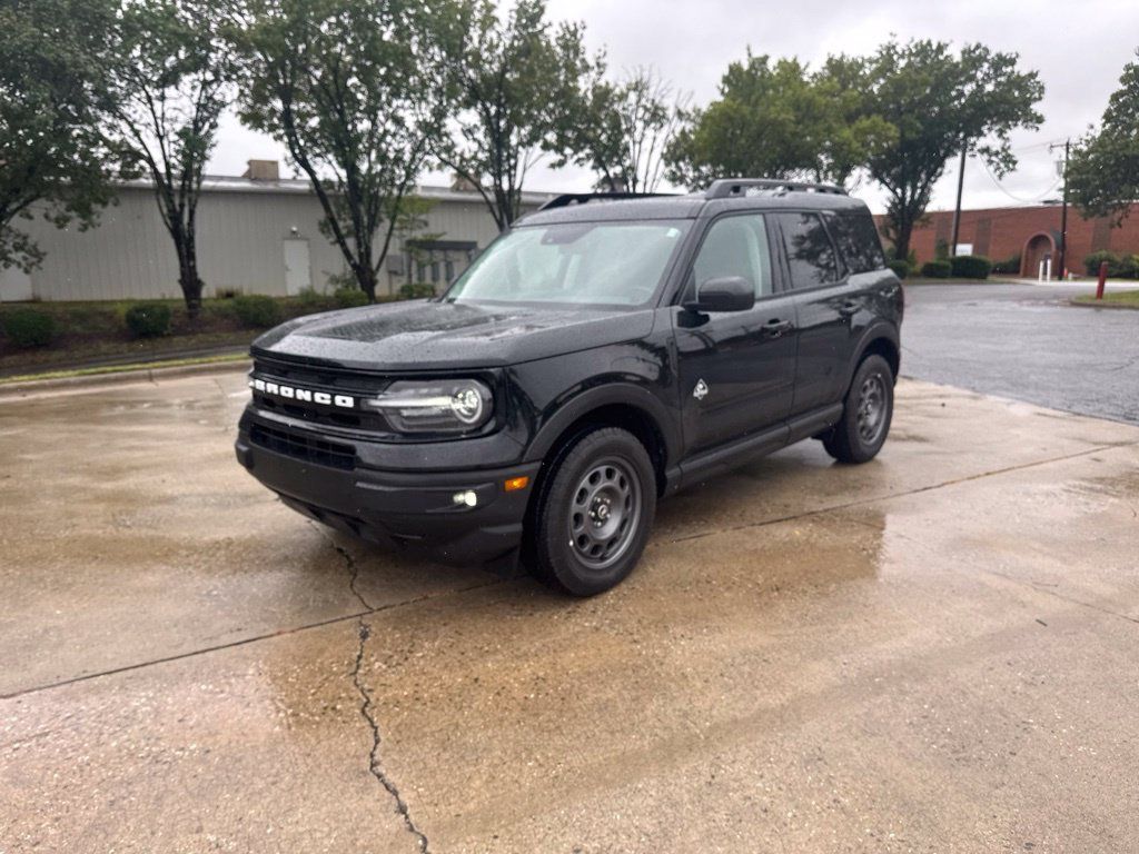 Used 2024 Ford Bronco Sport Outer Banks AWD/4WD image 17