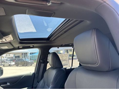 New 2026 Lexus LX 700h Luxury AWD/4WD image 15