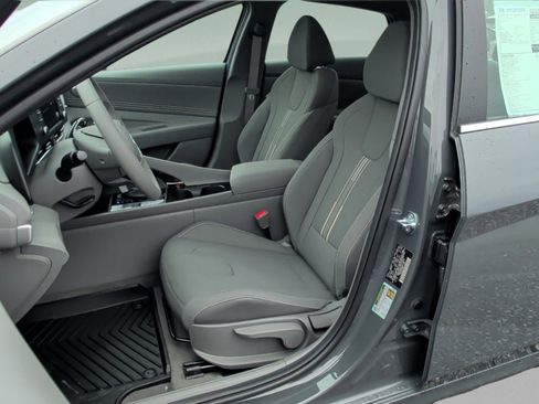 New 2026 Hyundai Elantra SEL Sport Premium image 16