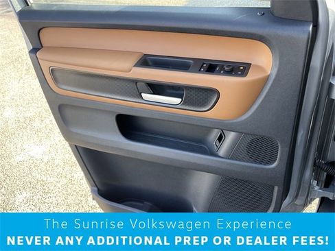 New 2025 Volkswagen ID. Buzz Pro S image 22