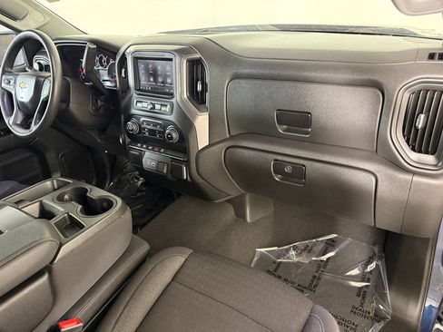 Used 2022 Chevrolet Silverado 1500 Custom AWD/4WD image 29