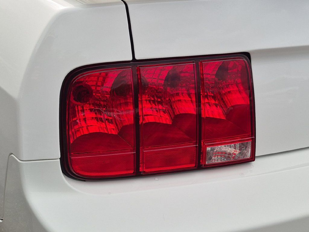 Used 2007 Ford Mustang GT Premium RWD image 8