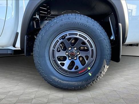 New 2026 Nissan Frontier PRO-4X w/ Pro-4x Convenience Package AWD/4WD image 12