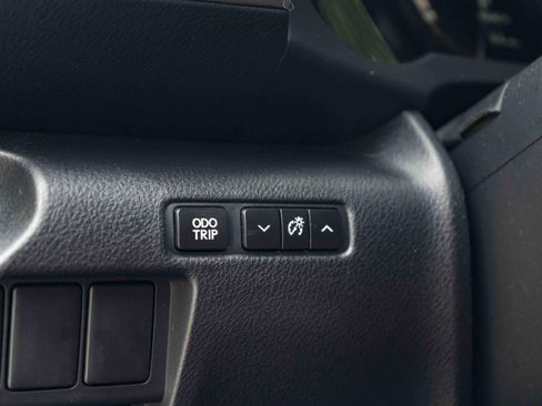 Used 2015 Lexus IS 350 w/ F-Sport Package RWD image 42