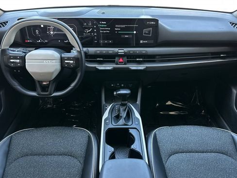 Used 2025 Kia K4 GT-Line w/ GT-Line Sunroof Package FWD image 15