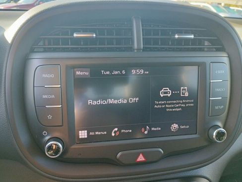 Used 2023 Kia Soul LX w/ LX Technology Package image 28