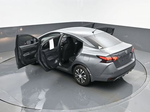 Used 2022 Nissan Versa S image 24