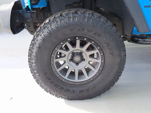 Used 2017 Jeep Wrangler Sport w/ Quick Order Package 23S image 34