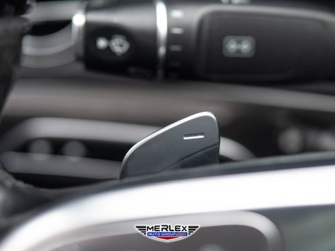 Used 2020 Mercedes-Benz S 560 4MATIC Sedan w/ Premium Package image 31