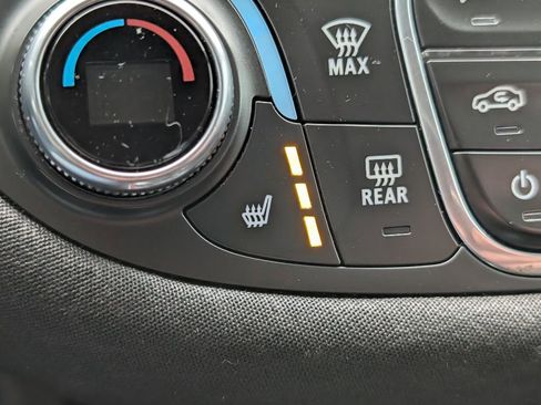 Used 2020 Chevrolet Malibu LT image 21