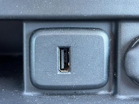 Used 2017 Chevrolet Traverse LT w/ Style and Technology Package FWD image 20
