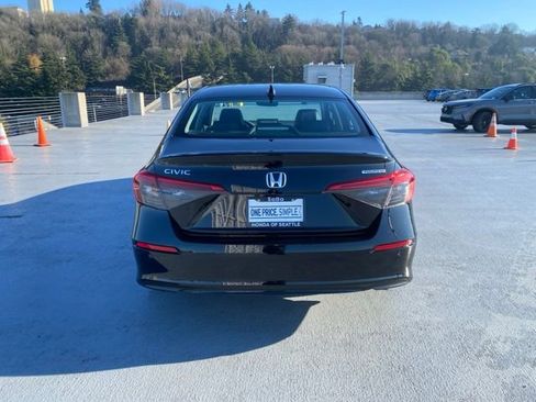 Certified 2023 Honda Civic Touring image 11